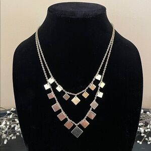 Express Elegant Gold Geometric Necklace